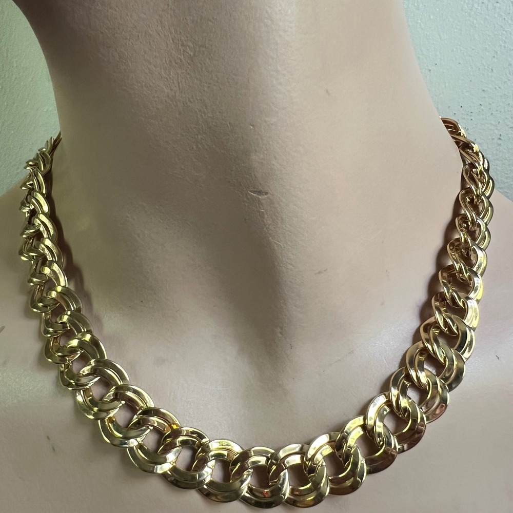 Monet Vintage Gold Tone Chunky Double Curb Link Chain Necklace 18-20" Mob Wife